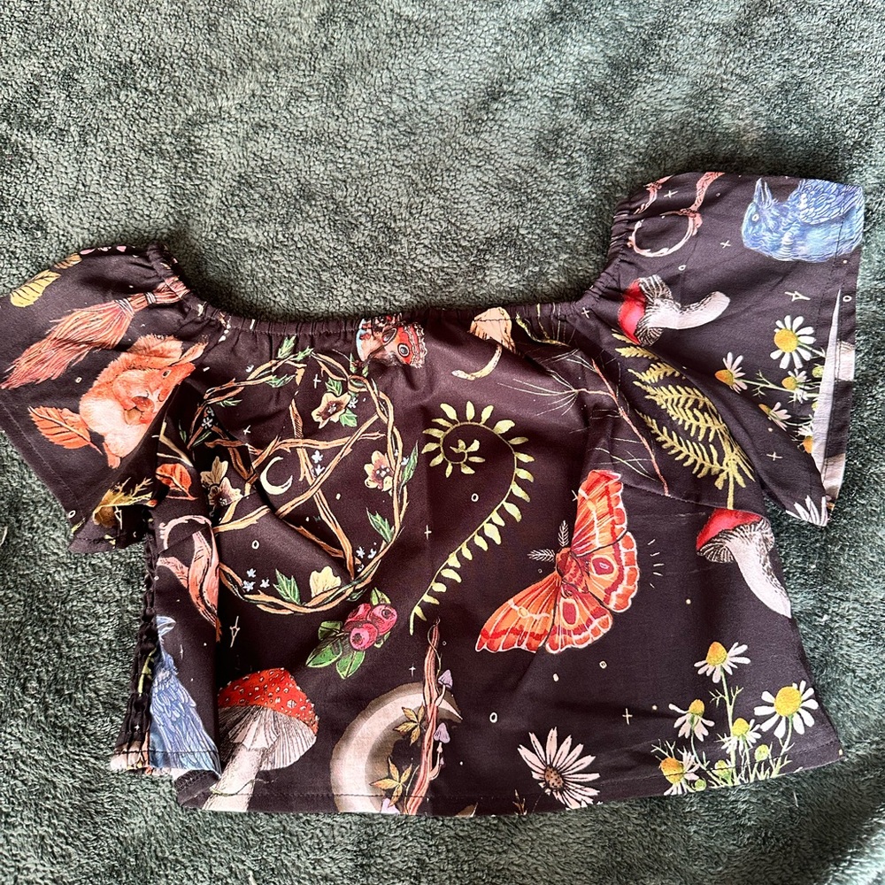 Floral Black Crop Top